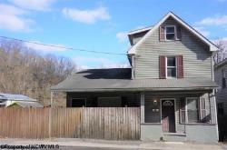 325 East Brockway