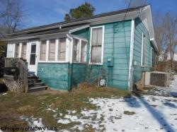 700 Hollybrook