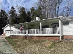 668 Pine Grove