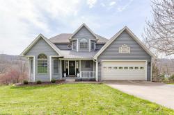 1007 Deerwood