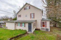 850 Stewart