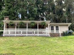 1060 Brookside