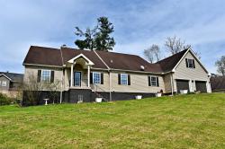 77 Devonwood