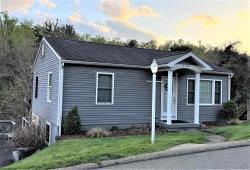 1214 Woodland
