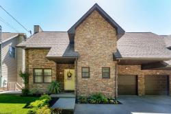 16 River Ridge