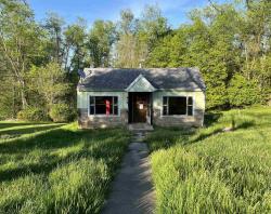 640 Maple